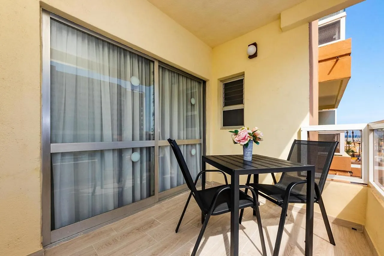 Apartamento Private Studio Pyr By The Beach Promenade - Shared Pool Available Fuengirola España